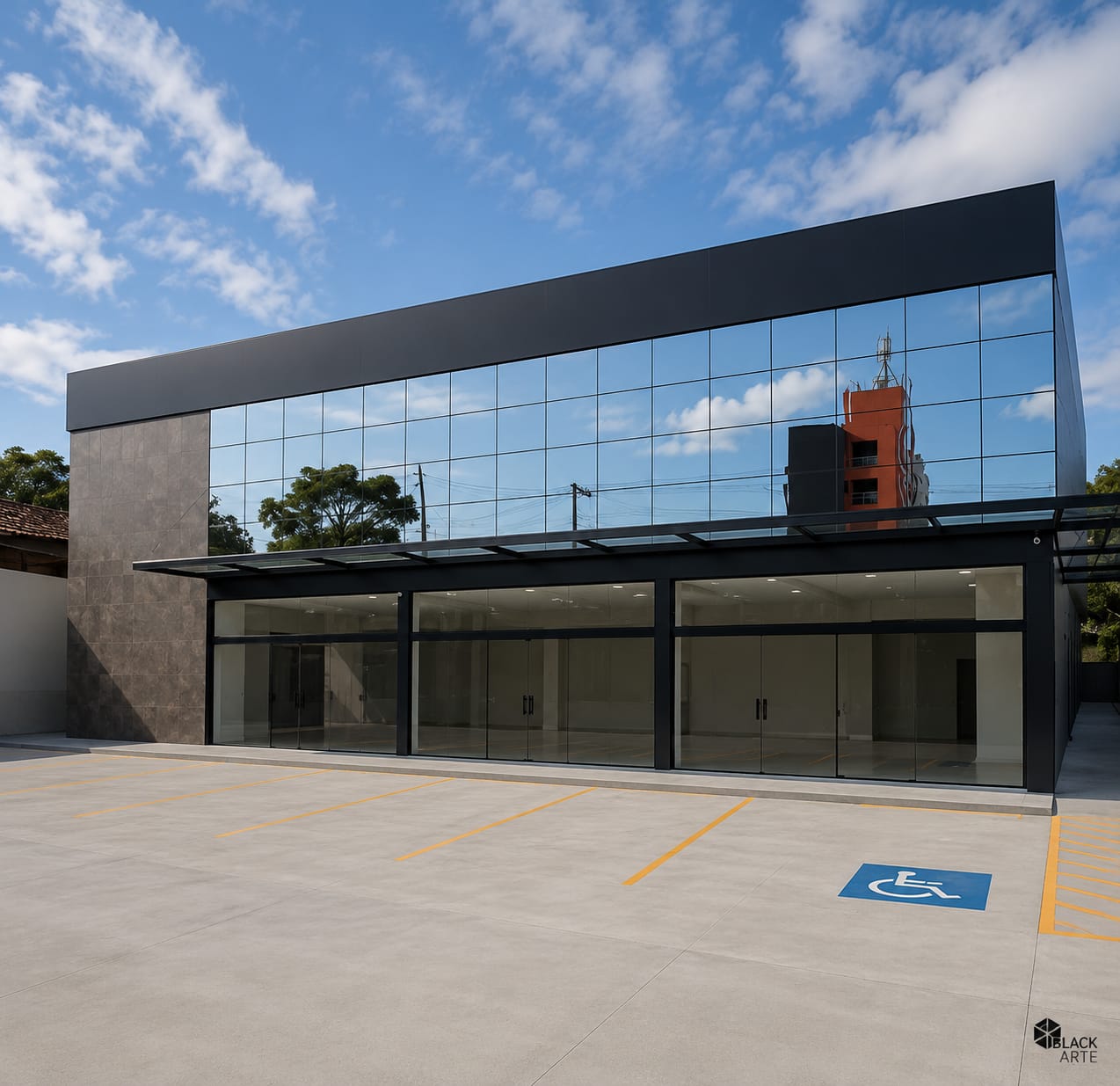 Fachada comercial com estrutura de alumínio e vidro executada pela Black Artes